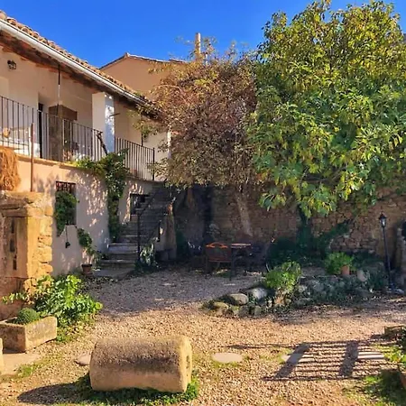 Casas Bernues Ferienhaus