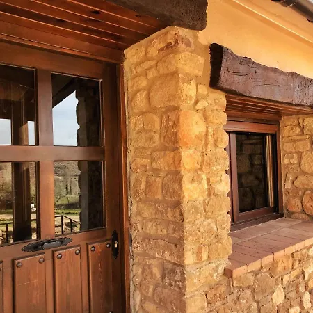 Casas Bernues Ferienhaus *